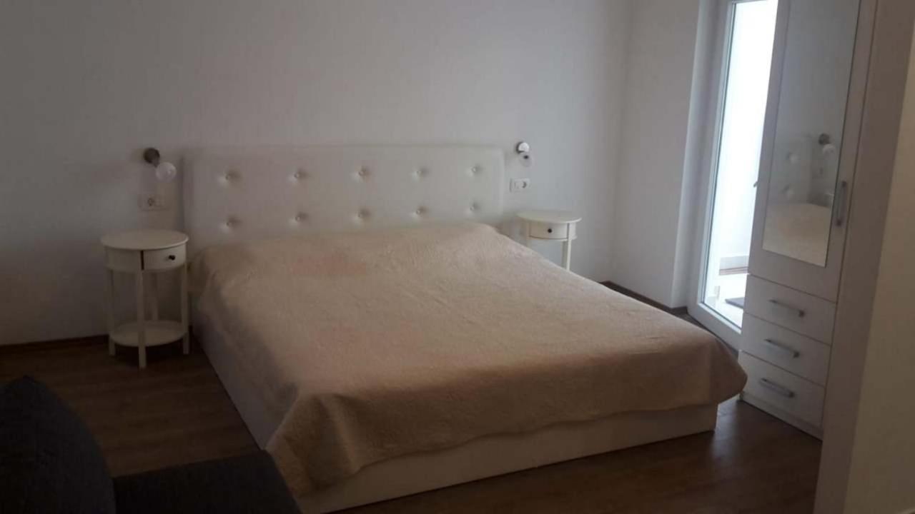 Apartments Niko Omis Ngoại thất bức ảnh