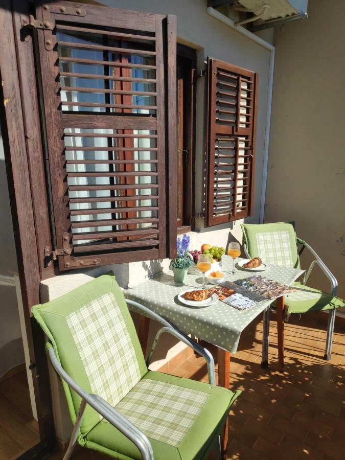 Apartments Niko Omis Ngoại thất bức ảnh