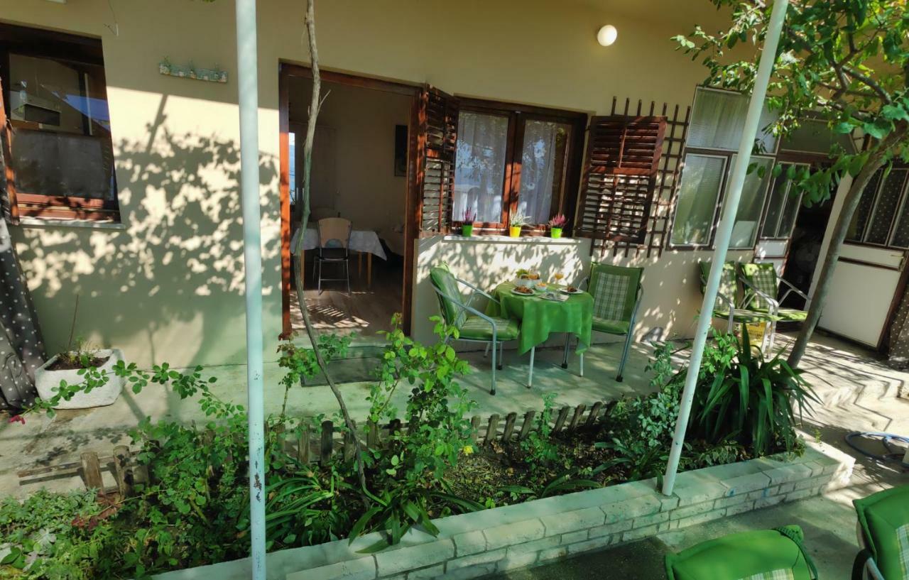 Apartments Niko Omis Ngoại thất bức ảnh