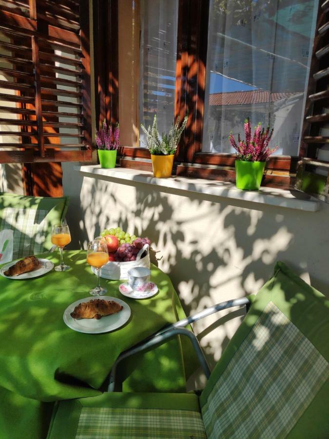 Apartments Niko Omis Ngoại thất bức ảnh
